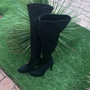 Knee-high black  boots